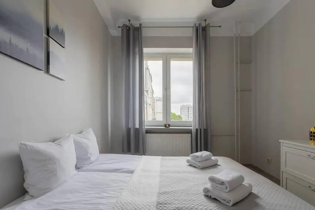 Central Warsaw Apartment - Great Location - City Center - Warsaw Stays - Marszalkowska 0*,  Polsko